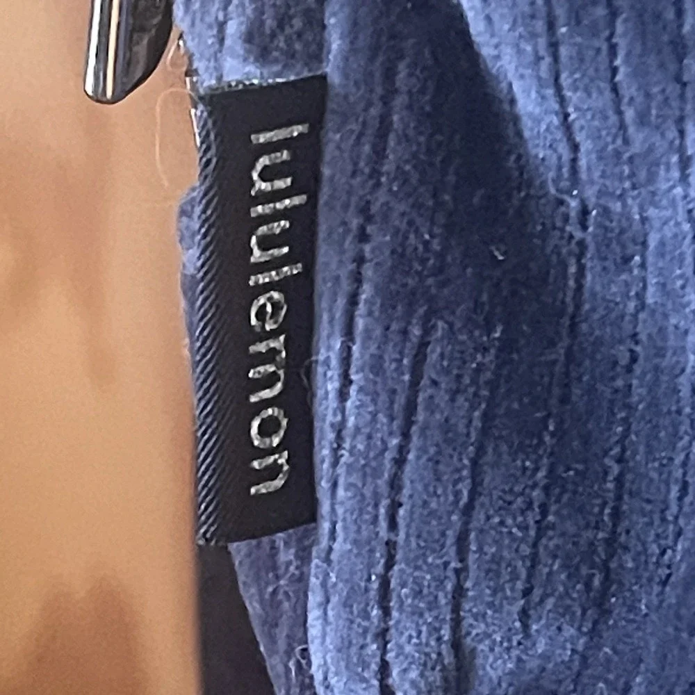 Lululemon Everywhere Belt Bag 1L Navy Blue Corduroy Waist Fanny Pack Crossbody
